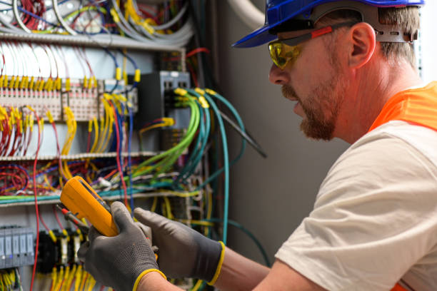 Best Local Electrician Companies  in Mackinaw, IL